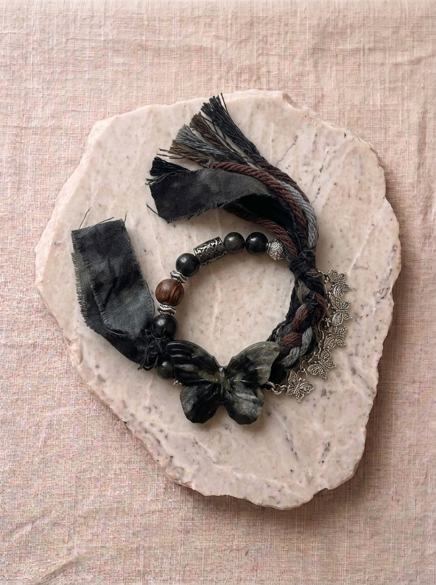 Wasteland Woven Butterfly Xiuyu Jade Bracelet