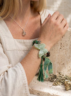 Wasteland Woven Butterfly Xiuyu Jade Bracelet