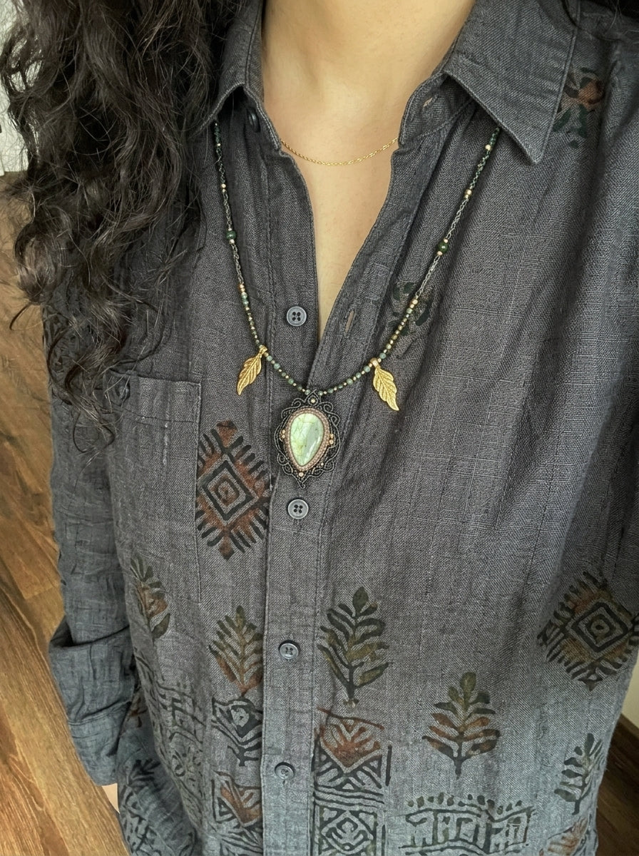 Green Flash Labradorite Macramé Necklace