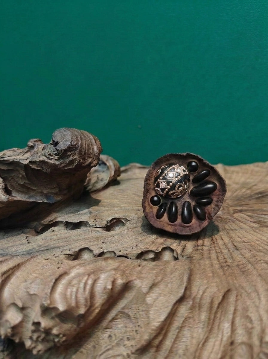 Animal Lotus Pod Stone Flower Décor