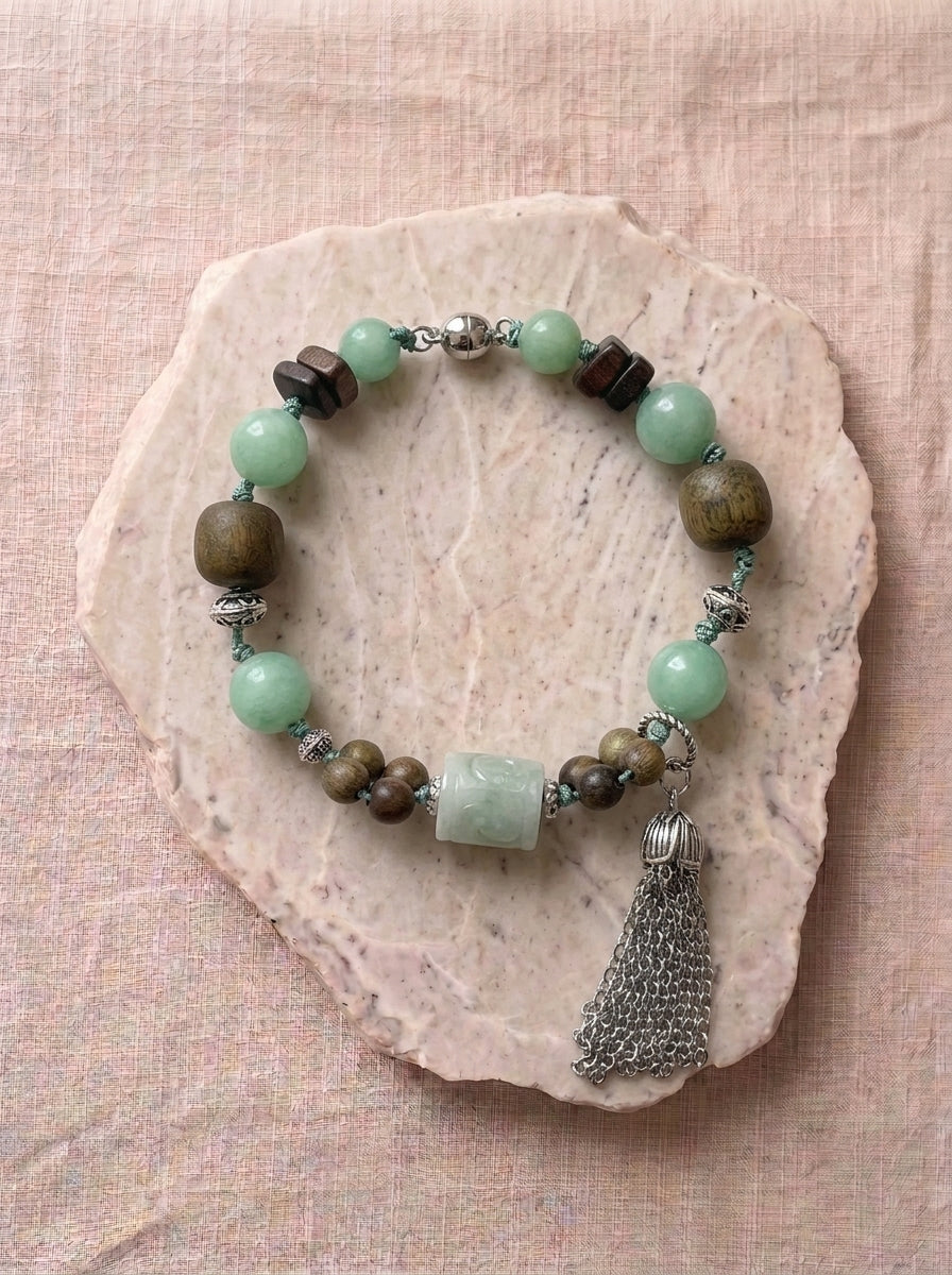 Misty Rain Green Sandalwood Bracelet