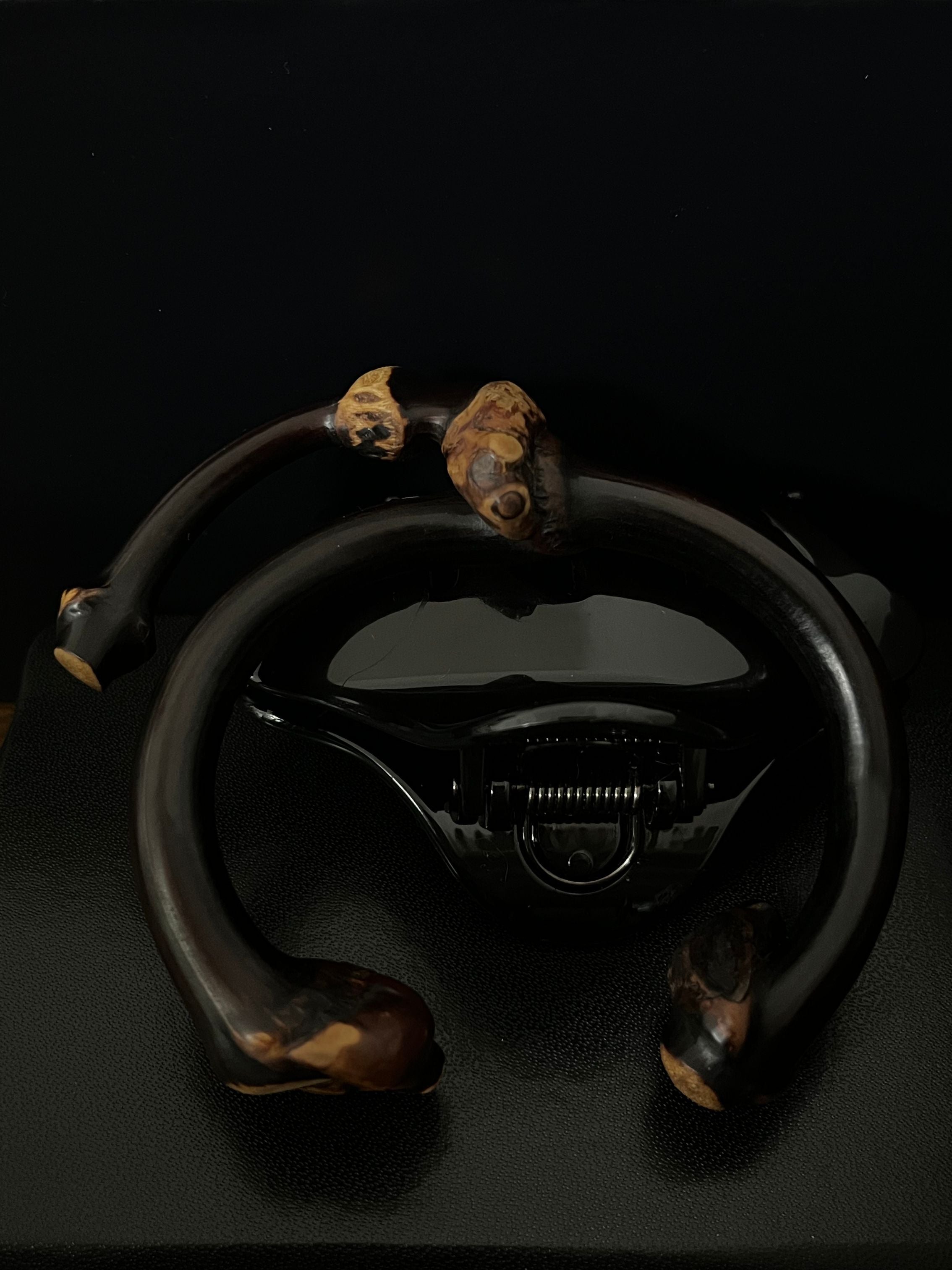 AuraSwallow - Diamond Vine Root Bangle