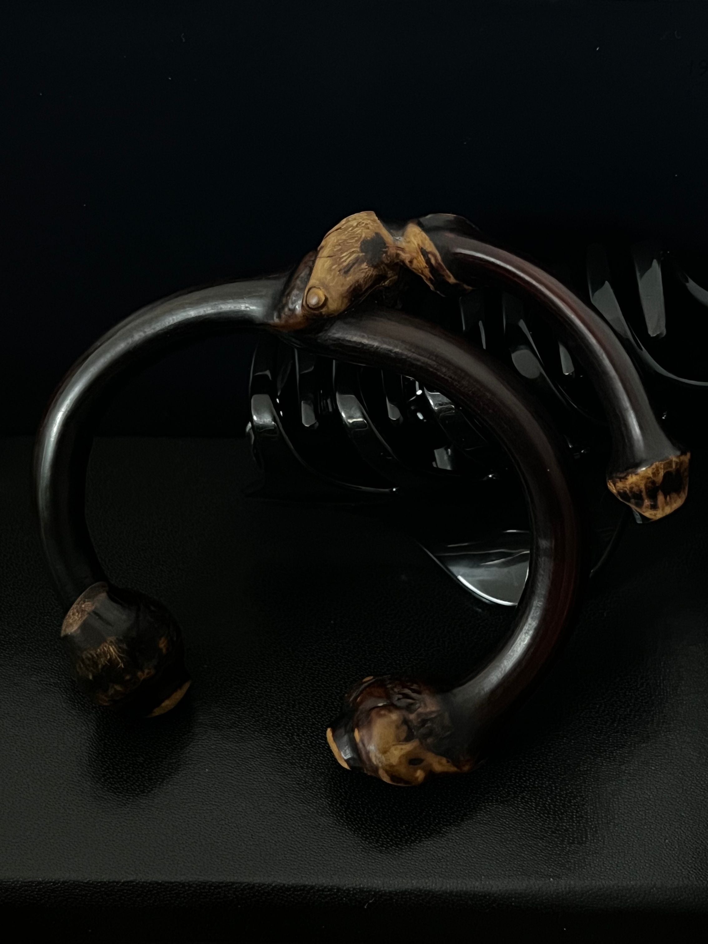 AuraSwallow - Diamond Vine Root Bangle