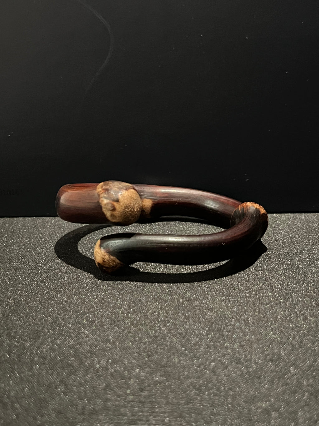 AuraSwallow - Double-Knot Diamond Vine Root Bangle - Bear