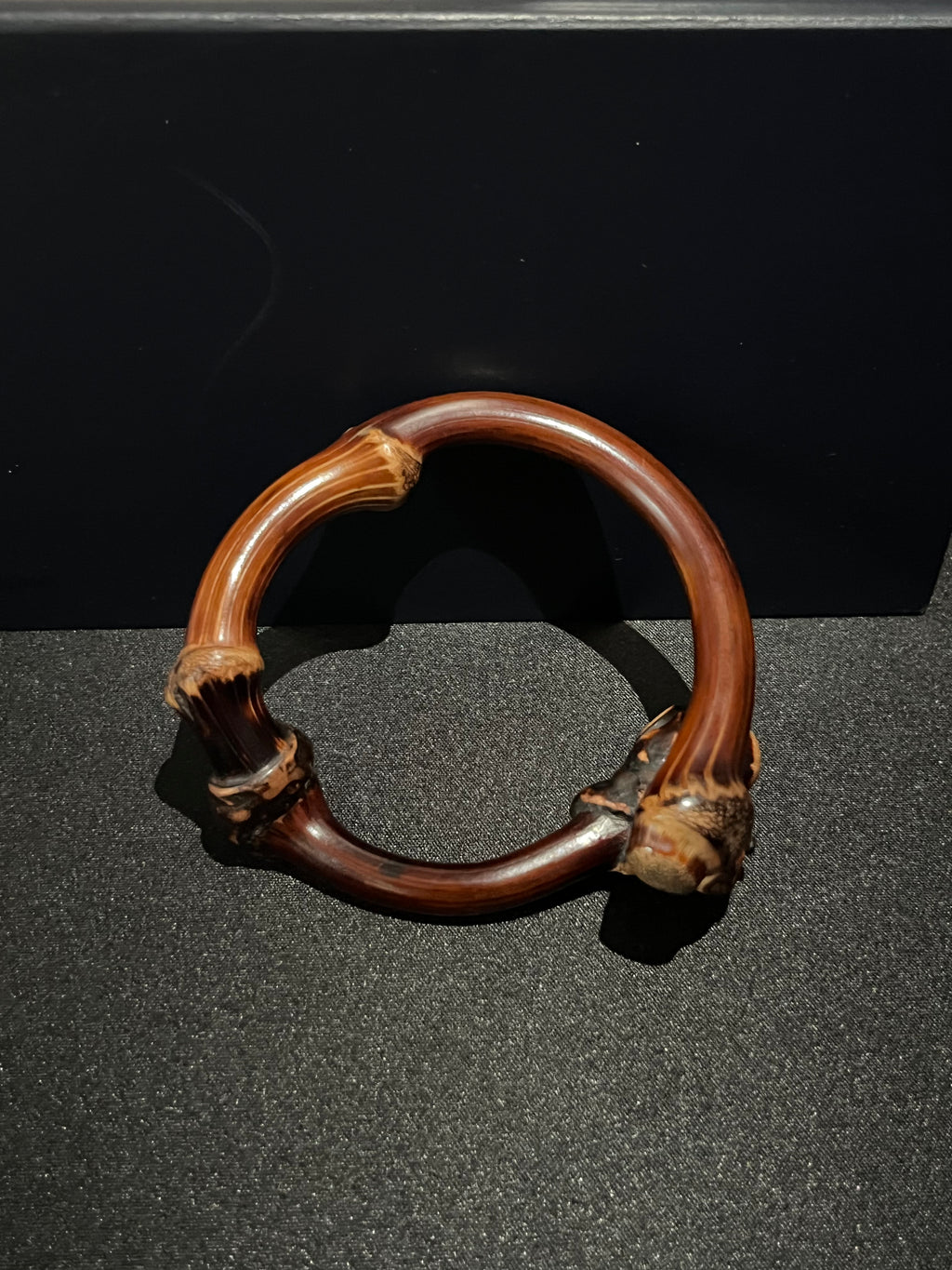 AuraSwallow - Big Head Diamond Vine Root Bangle