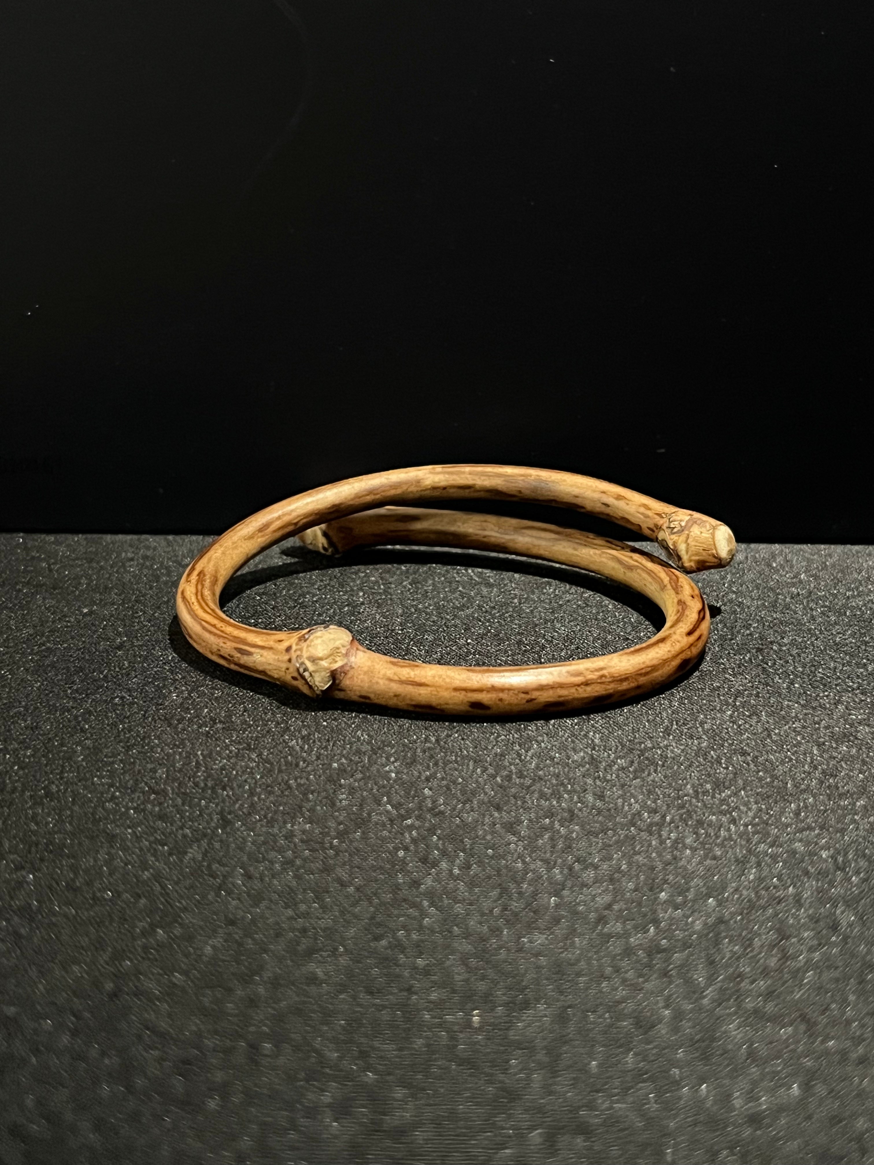 AuraSwallow - Leopard Pattern Diamond Vine Bangle